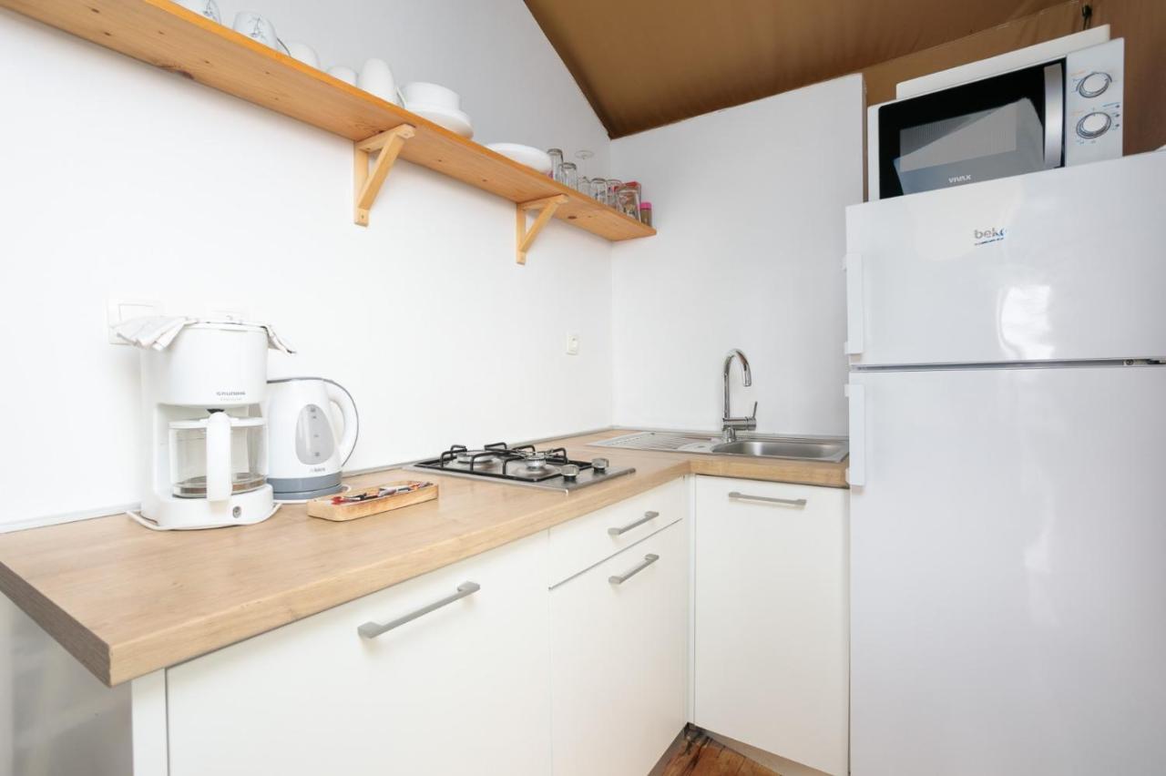 Prima Insula Glamping Hotell Brusici Exteriör bild