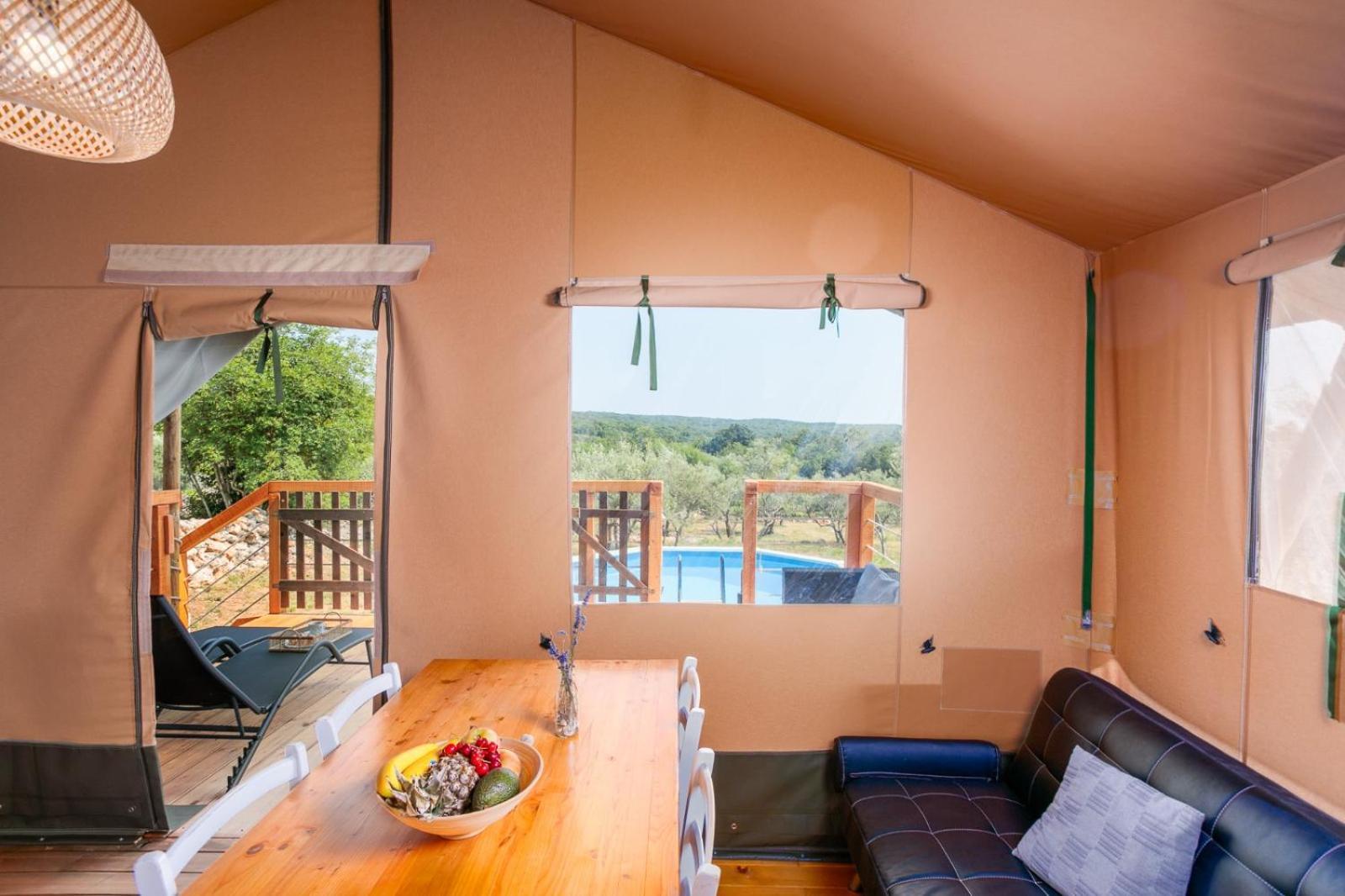 Prima Insula Glamping Hotell Brusici Exteriör bild